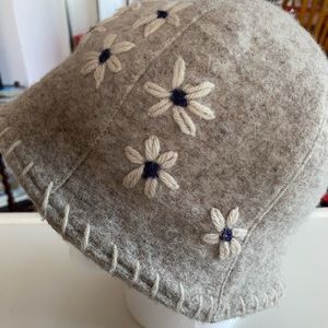 Wool Like Hat with embroidered flowers - possible hand made - no tags